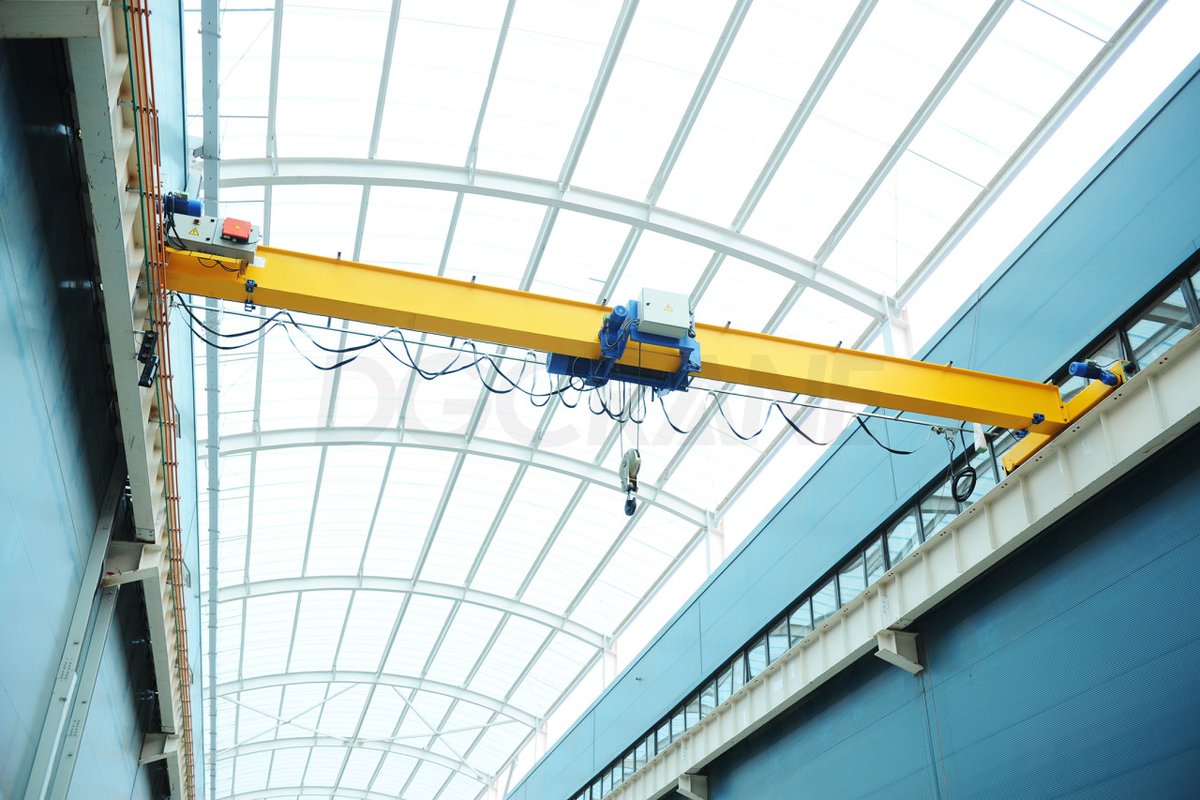 DGCRANES's tweet image. #EOTCrane is widely used in material handling occasions such as workshops and warehouses in machinery manufacturing, petroleum and other industries. 

#DGCRANE #OverheadCrane  #BridgeCrane   #HoistCrane  #productivity #manufacturing   #industrial    #materialhandling   #crane