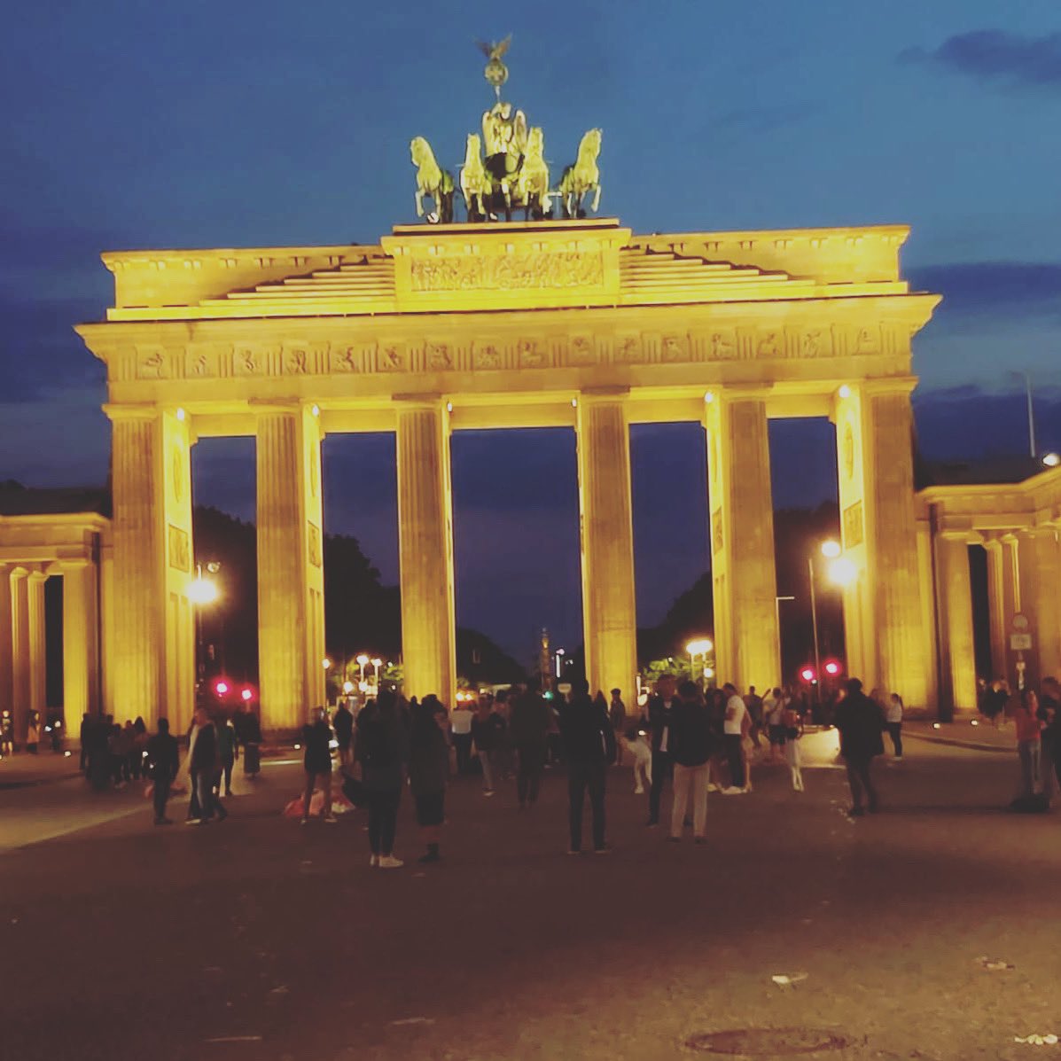 Tywhbn's tweet photo. Postcard from #Berlin; unluckily we are not here for holiday, but for filming.
The Brandenburger Tor is wonderful, but most of the time is the last thing that a #deportee sees before he left #Germany.

#migrants #deportation #europe #africa #sierraleone #documentary https://t.co/clbxA0PFO7