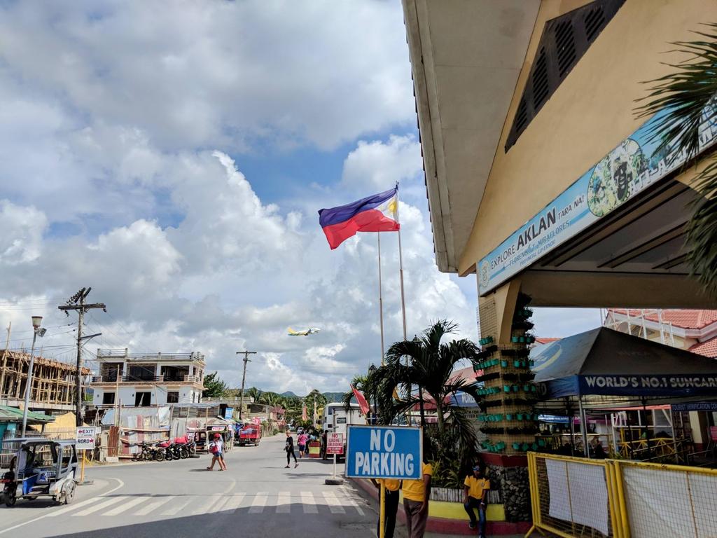 iopphilippines's tweet photo. Traveling to Boracay is done by public ferry/shuttle service through the Caticlan jetty port only a few minutes away from Ramos airport. Luxury resorts offer private transfers. 
#Boracay #travel #Philippines #Caticlan #IOP https://t.co/utYAaMztuG