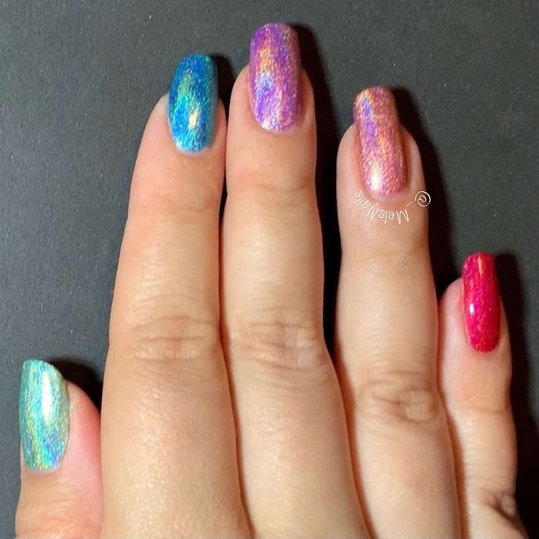 A linear holo skittle 💚💙💗🧡❤️💅🏻 
@holotaco #MintMojito #Hydropower #PinkFizz #CoralChaser #RedLicorice
#HoloTaco #melsnails #PaintWithSimply #SkittleMani #MaybeMondays