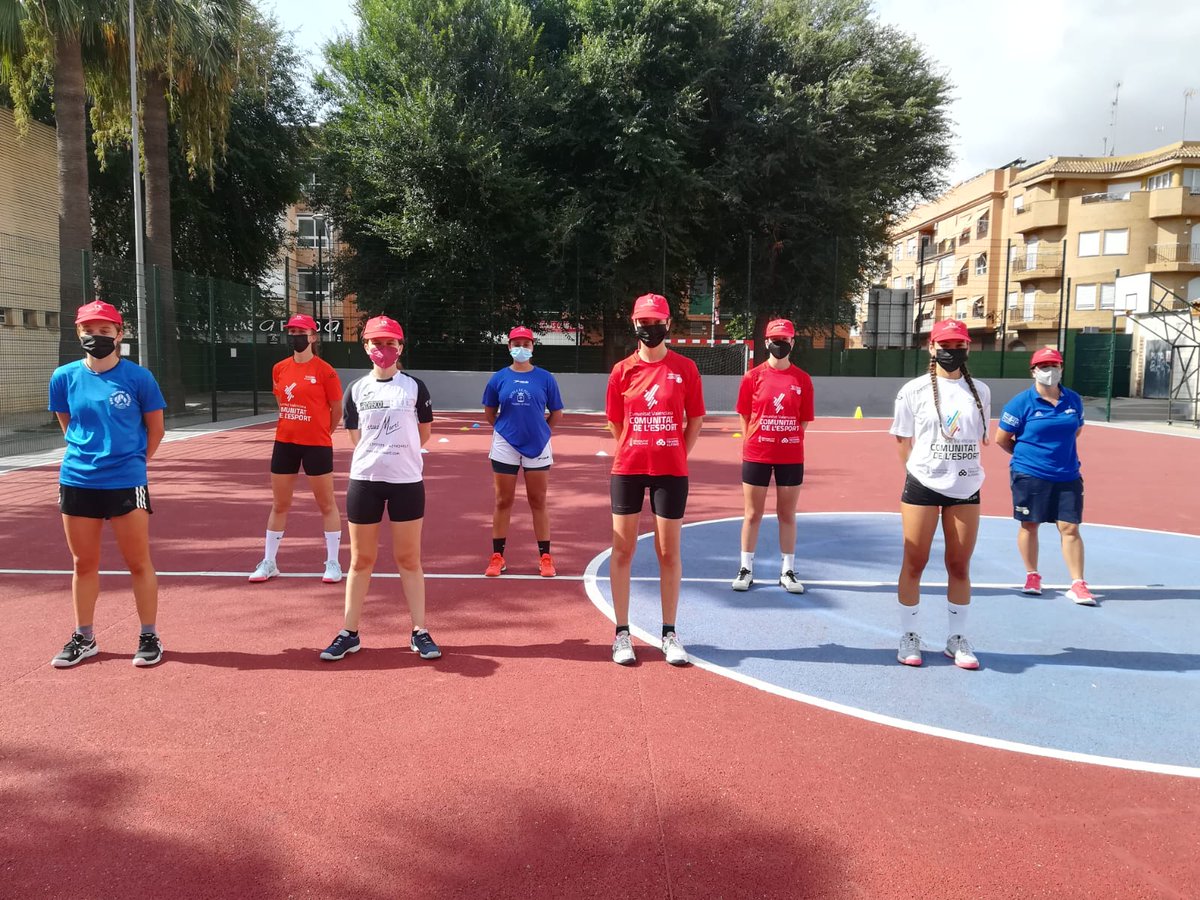 S'inicien els entrenaments per a l’Europeu de joves

JORNADA INICIAL, CONVOCATÒRIES, CALENDARI 👉 fedpival.es/val/noticia/si…

Des de hui i fins el dia 31, sessions per als sub15, sub17 i sub19 a Massamagrell i Tavernes Blanques

<a href="/comunitatesport/">Comunitat de l'Esport</a> <a href="/ayto_tblanques/">Ajuntament de Tavernes Blanques</a> <a href="/Aj_Massamagrell/">Ajuntament de Massamagrell</a>