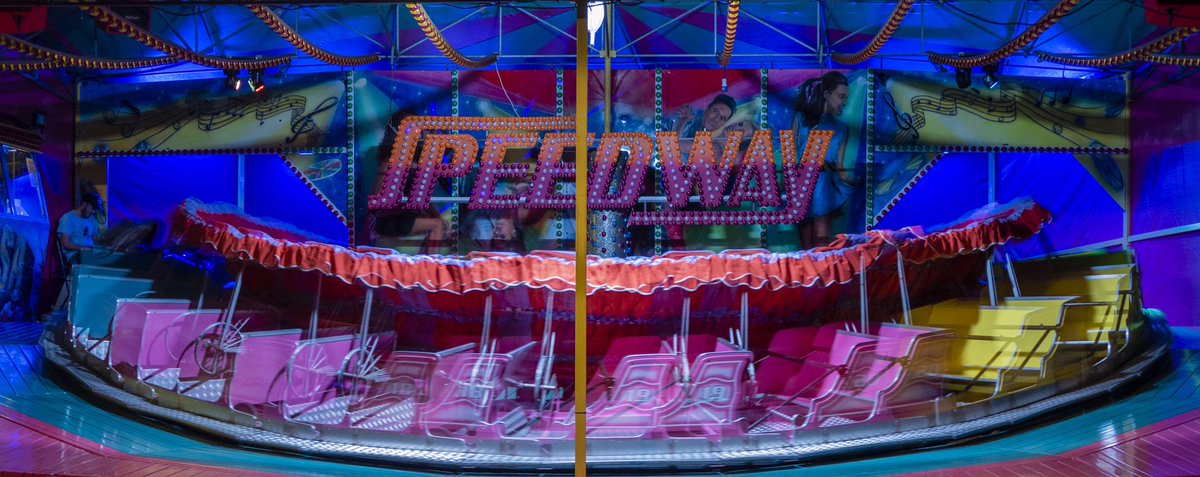 Dainne_Op's tweet photo. @it_is_me_joos Nog steeds op de kermis hoor. Met de bekende flos ! https://t.co/2ZGOGlO0jg