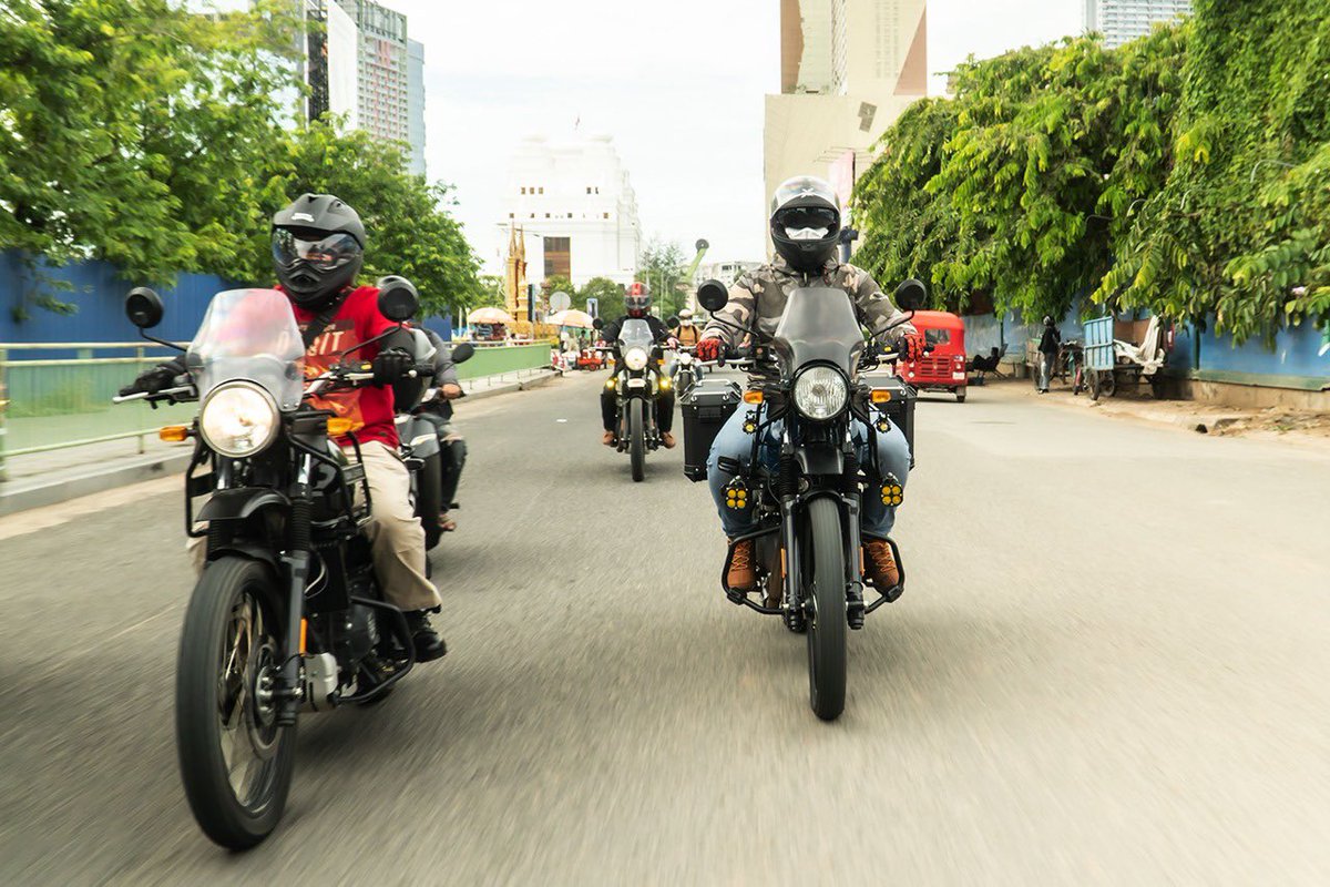 Vimalsumbly's tweet photo. Weekend Ride Out to Skyland Park located in the southeast portion of #Cambodia 

#RoyalEnfield 
#ReCambodia 
#Ridemore 
#Meteor350
#EasyGotBack
#LeaveEveryPlaceBetter https://t.co/YhjITPYz4T