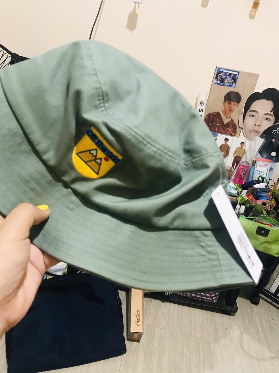 shiededios's tweet photo. Maaaaamaaaaa nagamit na ni jah yung gift ko 🤧 ang saya ng puso ko .  Nabasa mo ba  letter don? Haha 😅 nahiya ako bigla sa mga pinagsasabi ko doon hahaha love u bujaaaah mahal na mahal ka ng ate ❤️@jah447798  @SB19Official https://t.co/s0a7EOsWTO