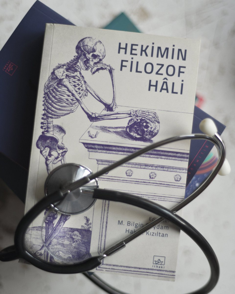 Genelde sadece “hastalık halinde” muhatabı olduğumuz tıp dünyasının, hayatla ve ölümle, insan olmanın ve yaşamanın anlamıyla her gün yüzleştiğini, yüzleşmek zorunda olduğunu vurgulayan yazılardan oluşan bu kitap, okurlara da cesaret aşılayacak nitelikte.