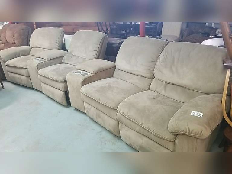 JMAuctioneers's tweet image. Jeff Martin Auctioneers Inc. Presents a Freije and Freije Auctioneers Auction
THE MIDWEST CONSTRUCTION &amp;amp; FARM EQUIPMENT PUBLIC AUCTION
AUGUST 28TH  |  Clayton, IN  | 10AM EST
Find all these items and MORE&amp;gt;&amp;gt;&amp;gt; j.mp/37Qv7rm
#TeamFridge #getresultsgoauction #AuctionsWork