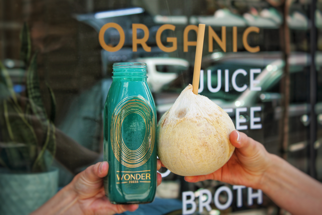 cocobearorganic's tweet image. You could be sad the weekend is over, or you could start your Monday off right! Wonder juice and Cocobear are a fantastic duo to put a little pep in your step. @wonder_juice serving up Cocobear at their Denver and Boulder locations.

BONUS: Tag @Cocobearorganic in a photo of you