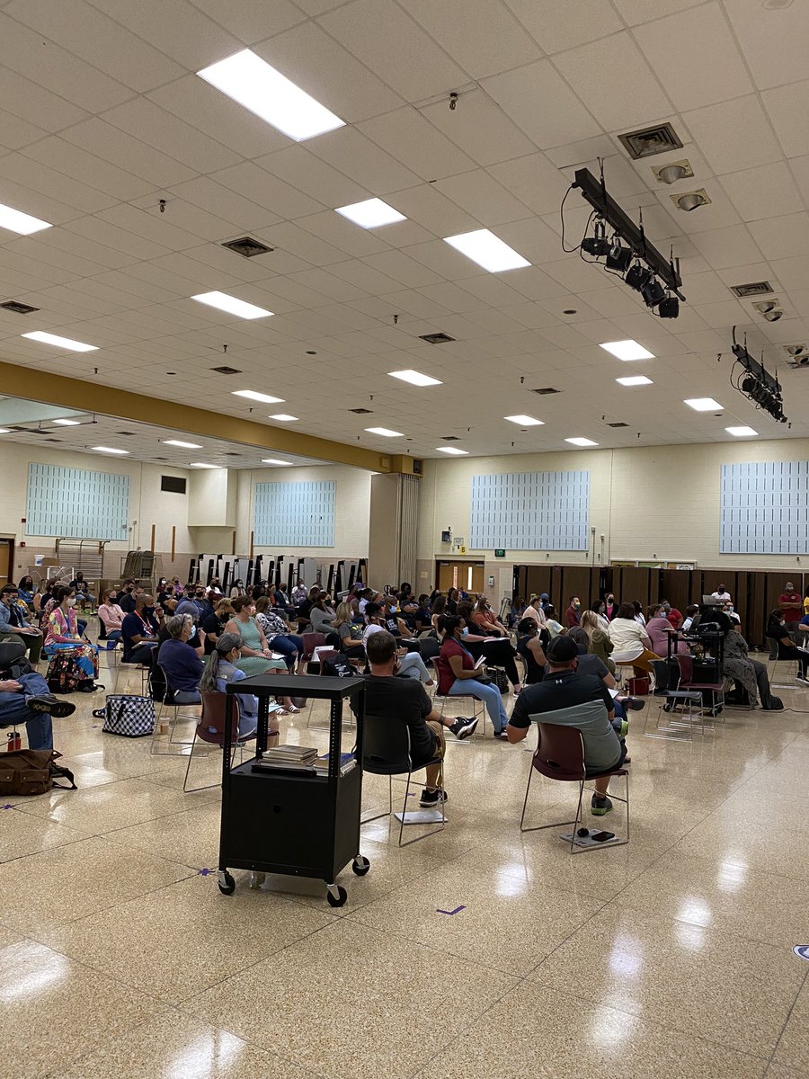 Deer Park Middle Magnet School tweet media