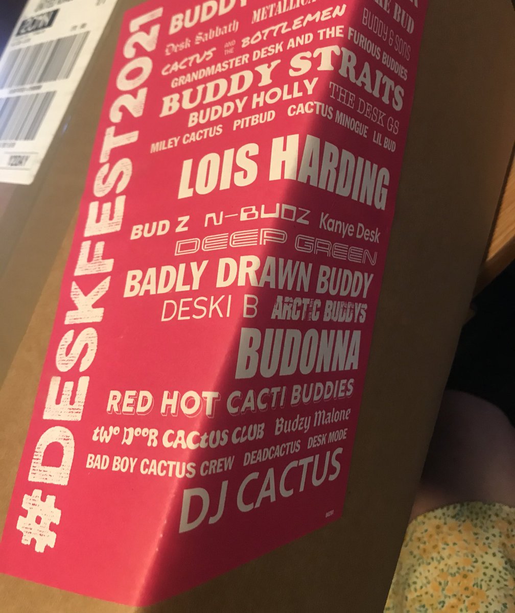 LoisHarding's tweet image. I’m so ready for #deskfest2021 is it acceptable to drink @YorkshireTea at a festival?🤣