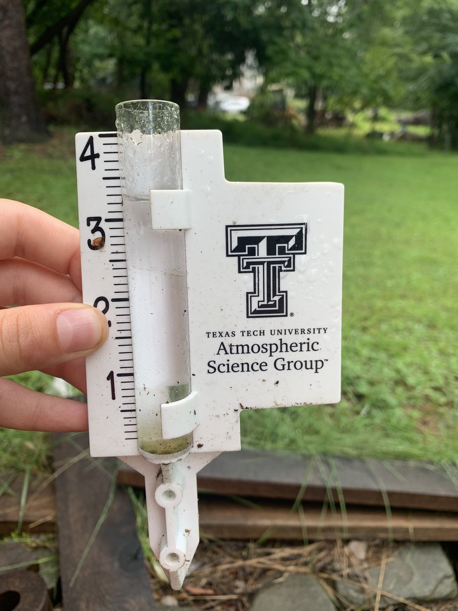 metznerwx's tweet photo. Looks like my total from #HurricaneHenri2021 will be 3.3inches, that’s the most I’ve recorded for this summer from this rain gauge. New City may have been a bit off the path for the storm but we still got plenty of rain @nynjpaweather #nywx #HurricaneHenri2021 #rain #flooding https://t.co/OA1SqRvRbD