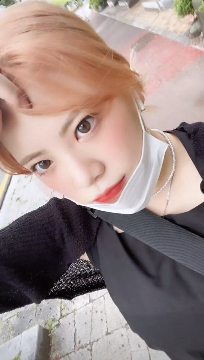 hwangjiarchive's tweet image. i would like to thank queen hwang jiwon for feeding hwangjination with so much content today