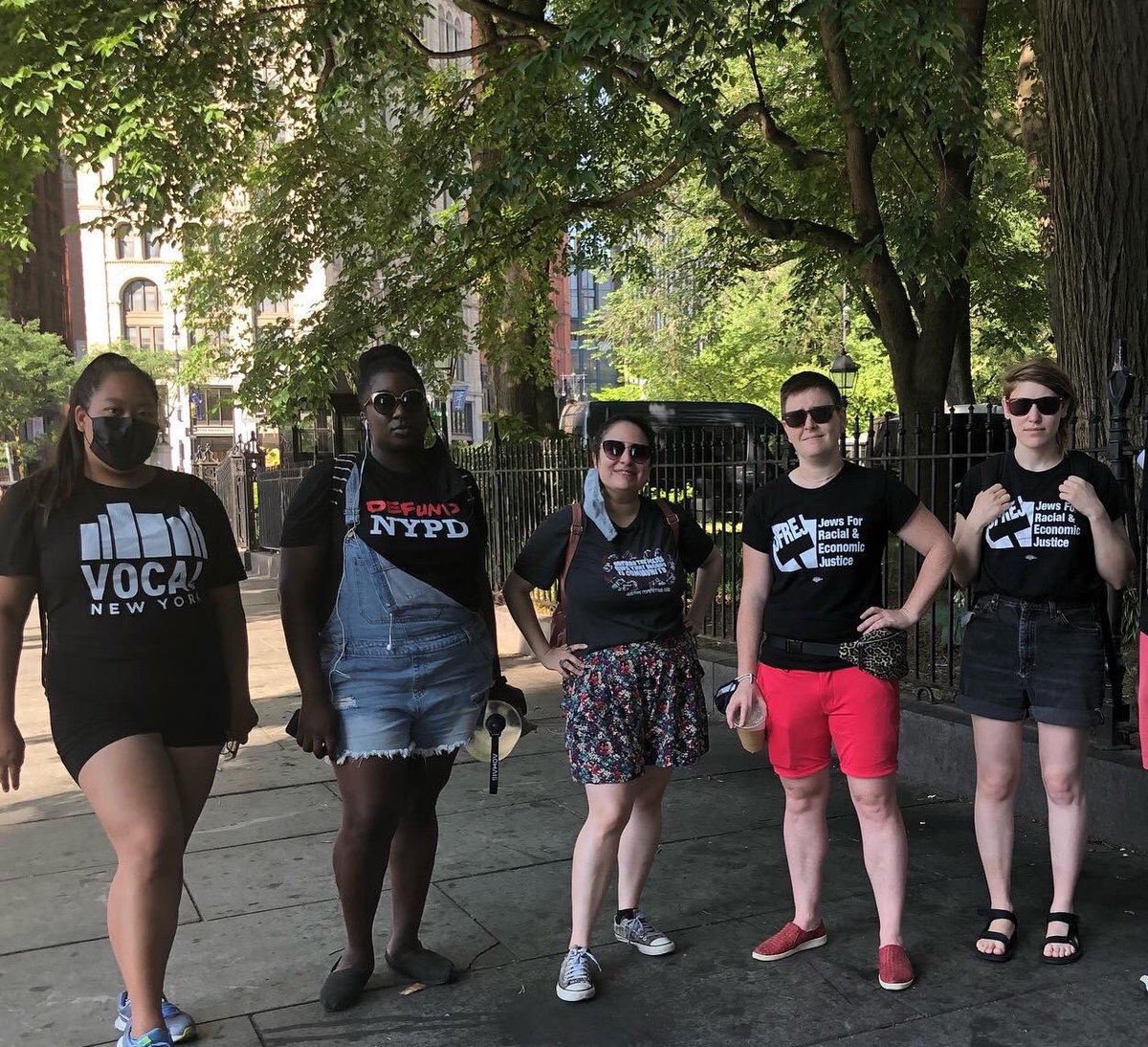 JFREJNYC's tweet photo. 30+ years of vibrant Jewish Left organizing in NYC in partnership w/ our neighbors…from justice for #AmadouDiallo to #RightToKnowAct to solidarity w/ our Muslims cousins to #DefundNYPD & much more. It’s a legacy JFREJers carry on today.
Wear it proudly: https://t.co/LWjCSs2jLB https://t.co/wOlwJYcSna
