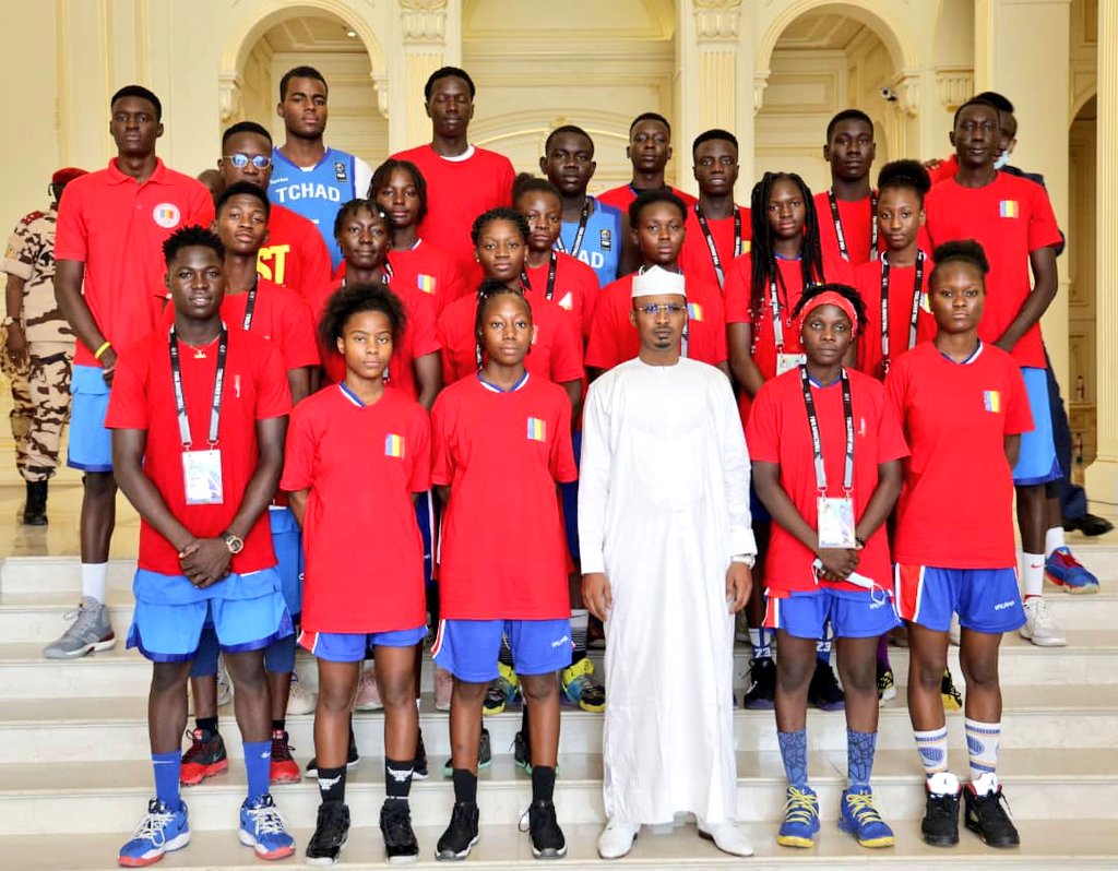 Nous avons eu le plaisir de recevoir, ce matin, les membres de notre équipe demi-finaliste du championnat africain de Basketball (U16), pour transmettre, de vive voix, tant notre fierté pour cette réalisation que notre soutien tangible pour faire mieux prochainement... (1)