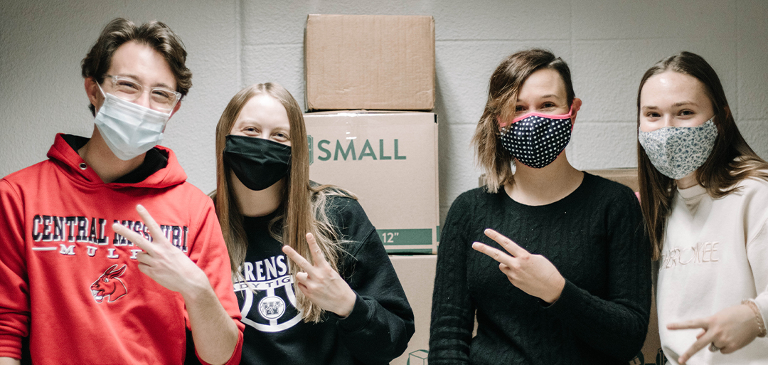 Psi Chi Chapter Activity Grants are due Sept. 20. Last year, the University of Central Missouri Chapter achieved one of these grants to fund a special psychology textbook donation to the University of Ghana-Legon. Apply at psichi.org/page/ChapterAc… #PsiChiAwards <a href="/UCMPSYCHDEPT/">UCM Psychology</a>