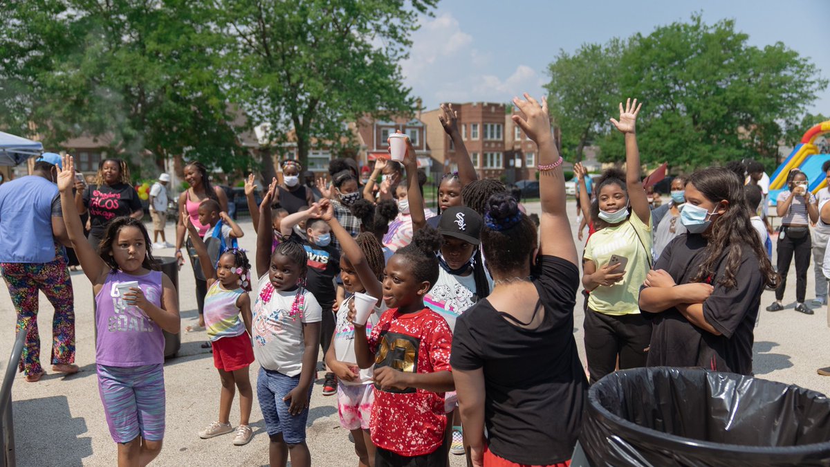 theprto's tweet photo. First day of our #Back2SchoolTour at Barton Elementary was a success! Thank you to everyone that came out to support! https://t.co/RBKst63T4Y