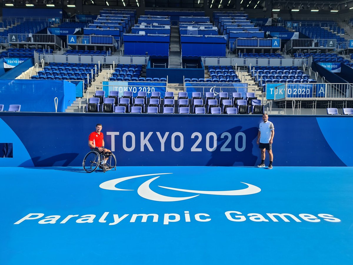 Premiers entraînements à Tokyo 👊 un plaisir d'être de retour aux jeux paralympiques après 4+1 années d'attentes. Plus que quelques jours avant le début de la compétition.

<a href="/SKODABE/">SKODA Belgium</a> <a href="/Partenamut/">Partenamut</a> #OrthopedieToussaint <a href="/head_tennis/">HEAD Tennis</a> @ADEPS_OFFICIEL <a href="/LigueHandisport/">Ligue Handisport Francophone (LHF)</a> <a href="/Cap_48/">CAP48 - RTBF</a> #CapSurlOr