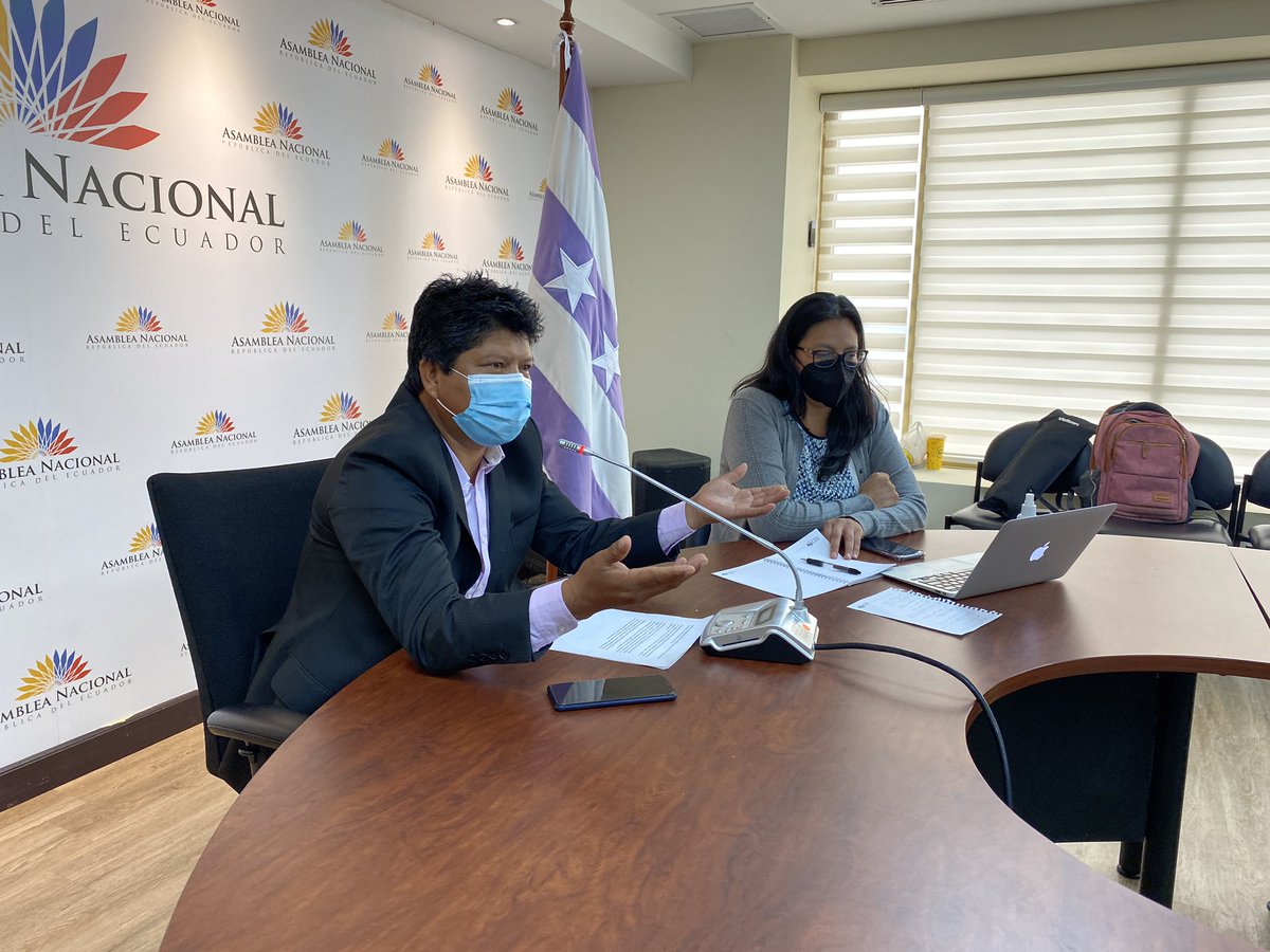 LlamucaCepeda's tweet photo. Nos reunimos con representantes de instituciones, organizaciones y fundaciones de Guayaquil para recopilar información para la construcción del COPINNA sobre los nudos críticos del trabajo con adolescentes con responsabilidad penal. https://t.co/71Ghso8hoT