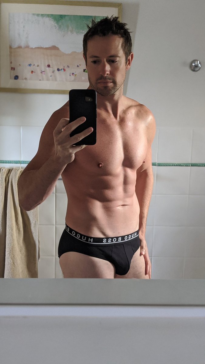 http://onlyfans.com/astonking.