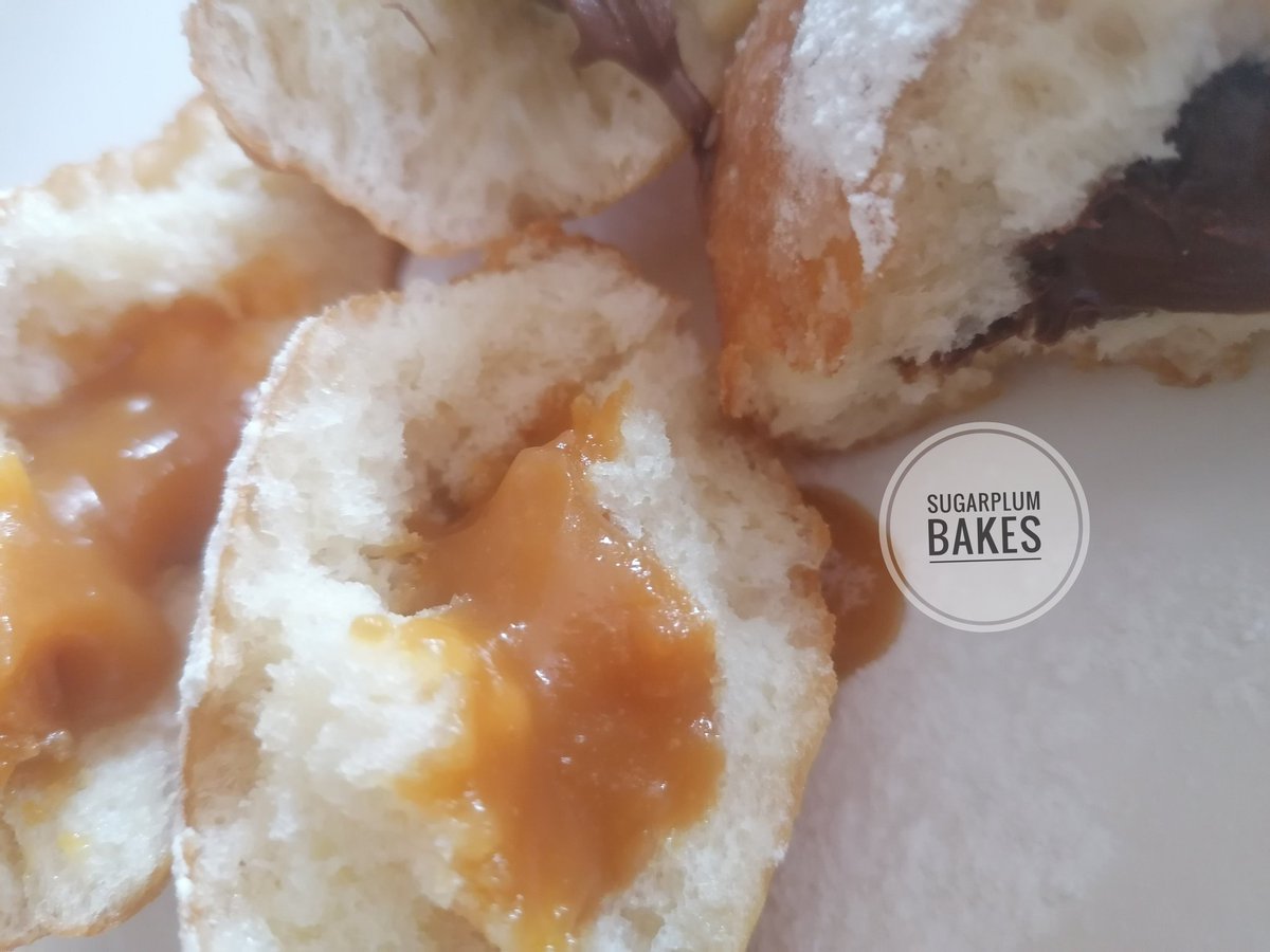 bellamufazi's tweet photo. @kasubasikamo @NubianSkywalker you may just get your doughnut wishes soon π
#testbakes #toffee #nutella #doughnuts #elitevitumbuwa https://t.co/YhdbPXpyt6