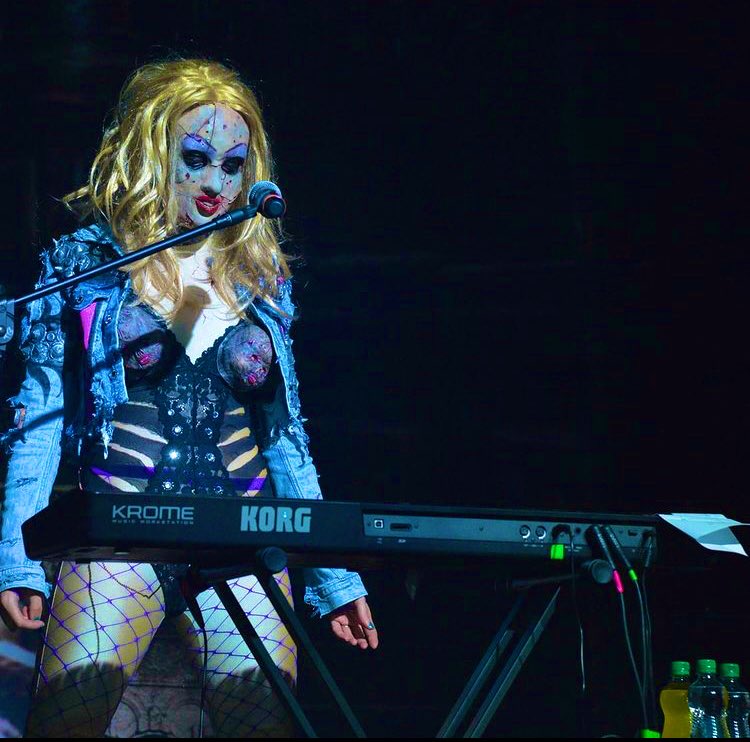 TrueMetalPOD's tweet photo. Ever wanted to ask @HellaOfLordi a question. Well now’s your chance! We’re interviewing her tomorrow and we’ll pick the best five questions to ask her. So get typing! #questions #monsters #hella #lordi #monstarsofrock #truemetalpod https://t.co/jYsbtlZ55h