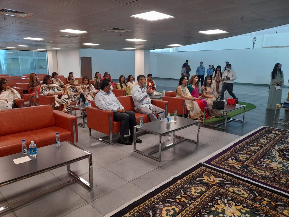 Amritsar Airport (@aaiasrairport) on Twitter photo A wall mounted mural dedicated to 75th year of Independence,made out of waste products,was unveiled by APD in presence of Chairperson &committee members of FICCI FLO.Celebrating Azadi ka Amrit Mahotsav @SGRDJI Airport where patriotic songs were also sung
<a href="/AAI_Official/">Airports Authority of India</a> <a href="/aaiRedNR/">RED,Northern Region</a> A wall mounted mural dedicated to 75th year of Independence,made out of waste products,was unveiled by APD in presence of Chairperson &committee members of FICCI FLO.Celebrating Azadi ka Amrit Mahotsav @SGRDJI Airport where patriotic songs were also sung
<a href="/AAI_Official/">Airports Authority of India</a> <a href="/aaiRedNR/">RED,Northern Region</a>