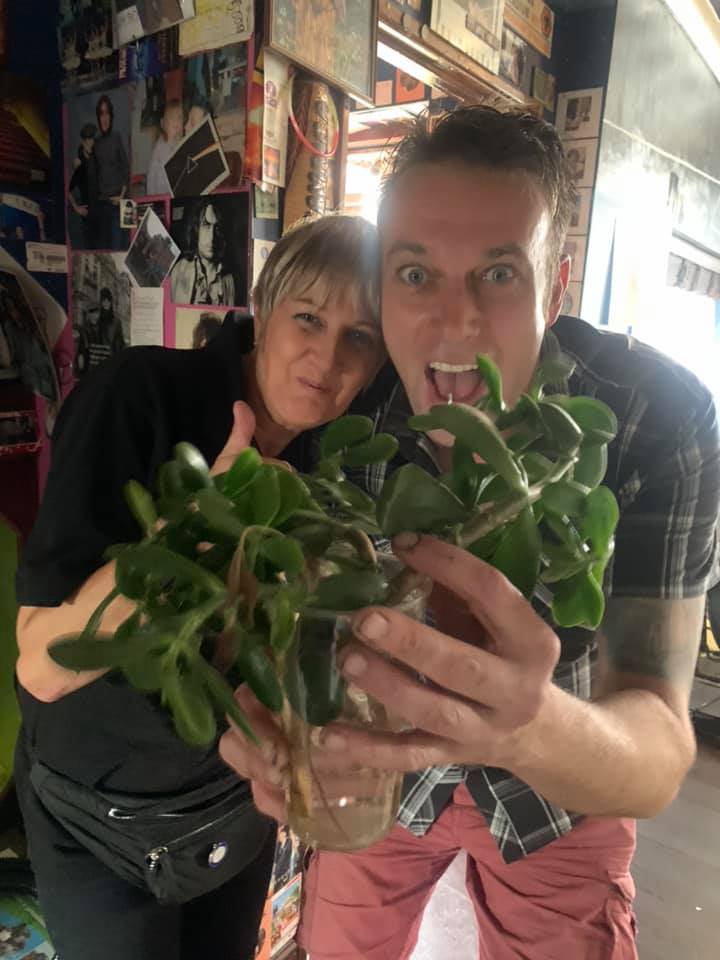 Annie shine on Who gave me all these plants that are now going to bathe in the Jaywick sun.23/08/2021