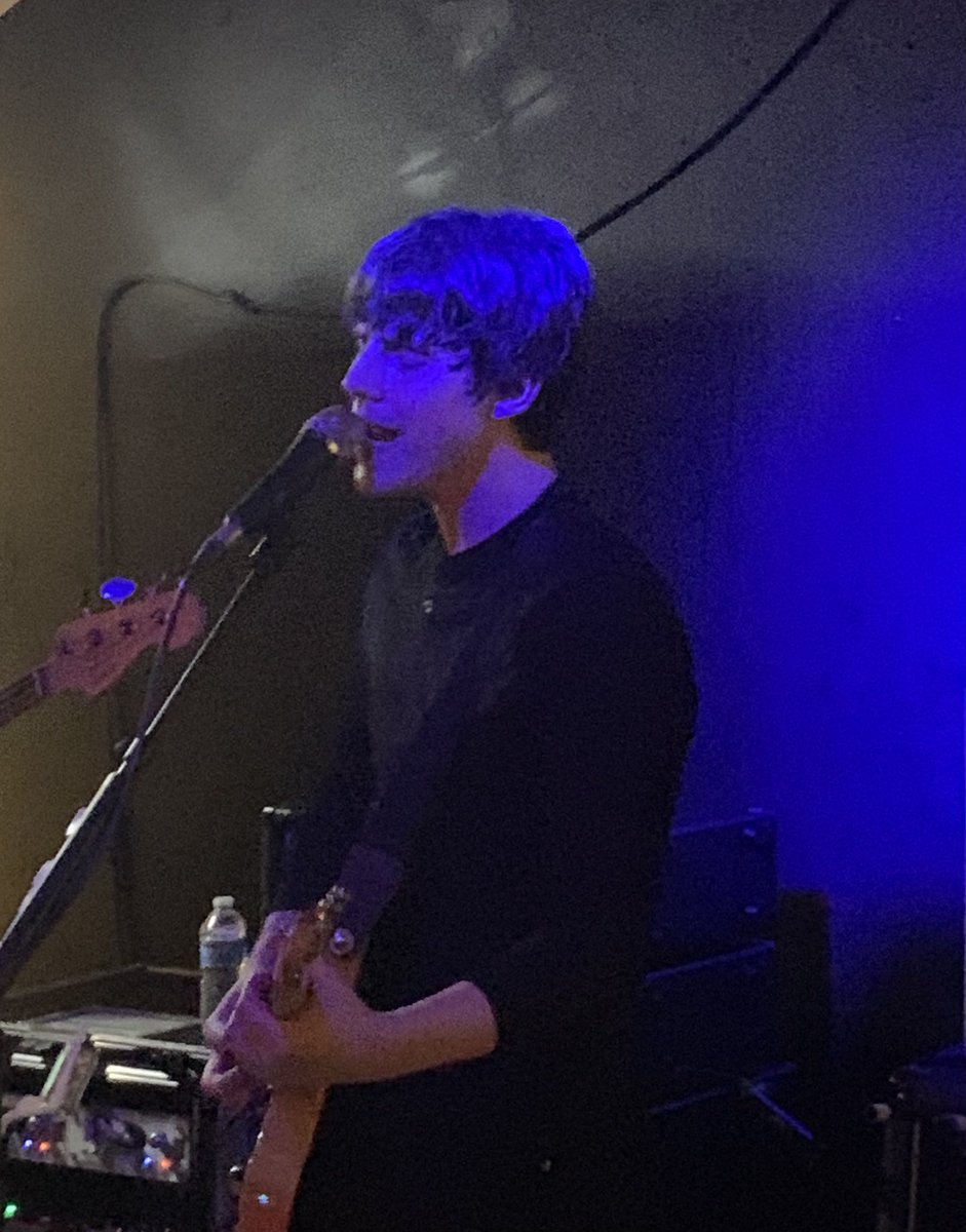 TracyJGuy's tweet photo. @JakeBugg @RoughTrade Thank you so much for doing intimate gigs like this, we had an amazing time! we loved all the new songs and the old ones too of course https://t.co/fsNzAMiIAx