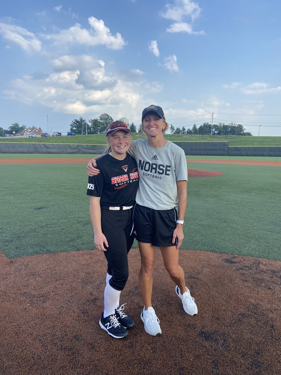 Emma Thompson tweet media