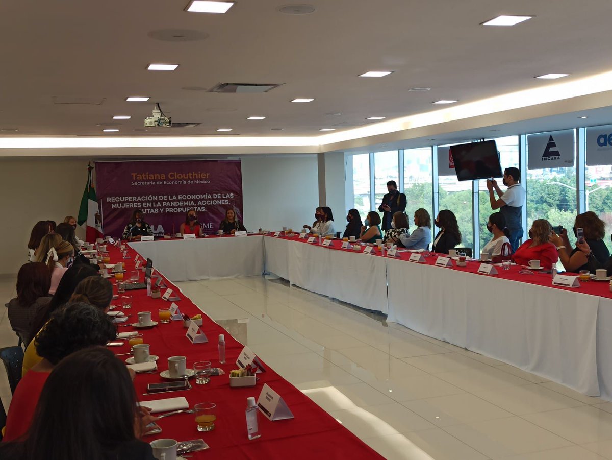 MarthaHerreraNL's tweet photo. Participé en la reunión “Recuperación de la Economía de las Mujeres en la Pandemia, Acciones, Rutas y Propuestas” un espacio que abrió el #CCMENL y la diputada federal @paolagzzcas para conversar diferentes líderes del CCME NL, otras cámaras, asociaciones y colectivos del estado https://t.co/8T96eRpGDe