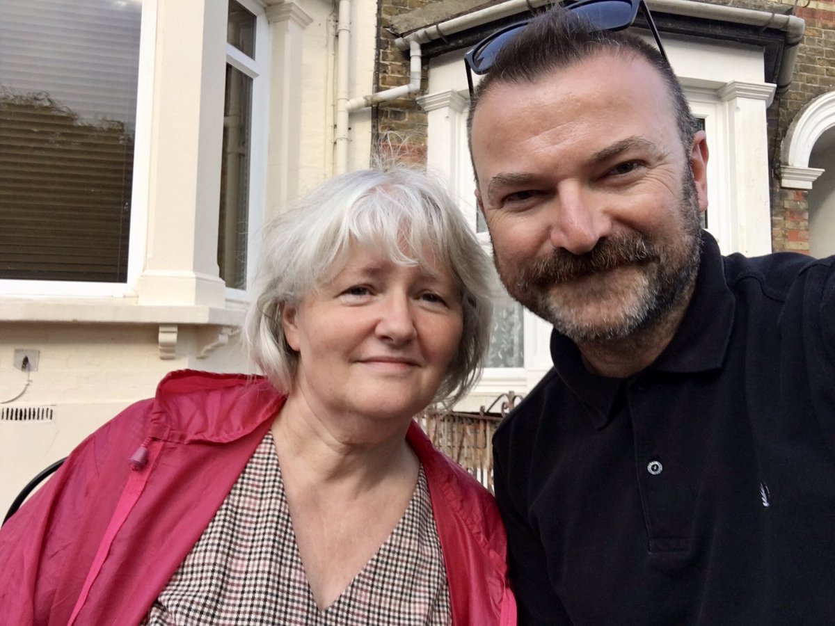 ajpaterson's tweet photo. 🌹🚪Great response on the doors tonight in #StroodNorth for our brilliant @MedwayLabour by-election candidate Zoe Van Dyke - and a huge number of friends and colleagues on the #LabourDoorstep. We did it in #RochesterWest… Let’s do it again! Make YOUR vote count this Thursday 🗳 https://t.co/qGTxDZV0os