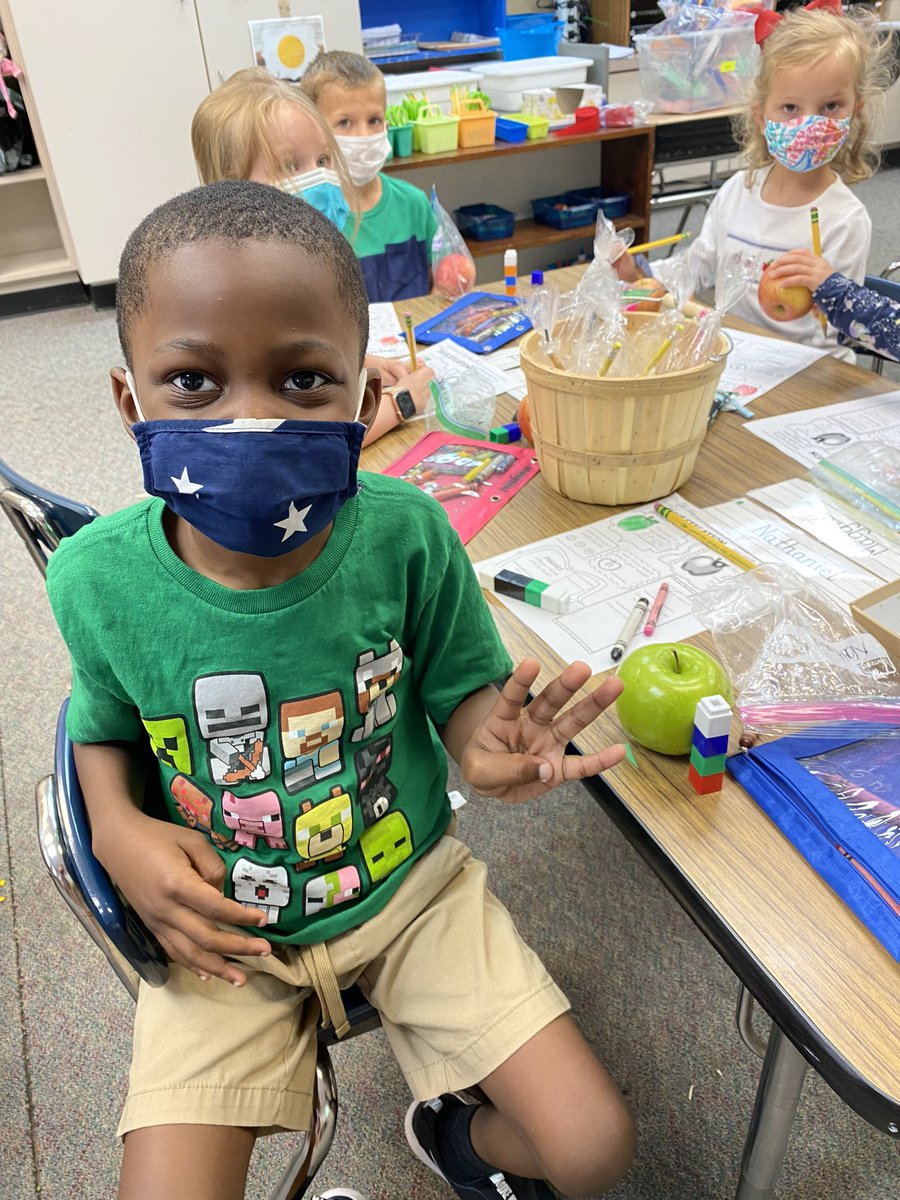 dcwmains's tweet photo. It’s 🍎 time. Today we talked about apple products and tasted some apple doughnuts from Stepp’s Orchard. We each brought in an apple and did an investigation where  we sorted our apples by colors and size, counted our seeds and predicted whether our apples would float or sink. https://t.co/mS84CkOtgn