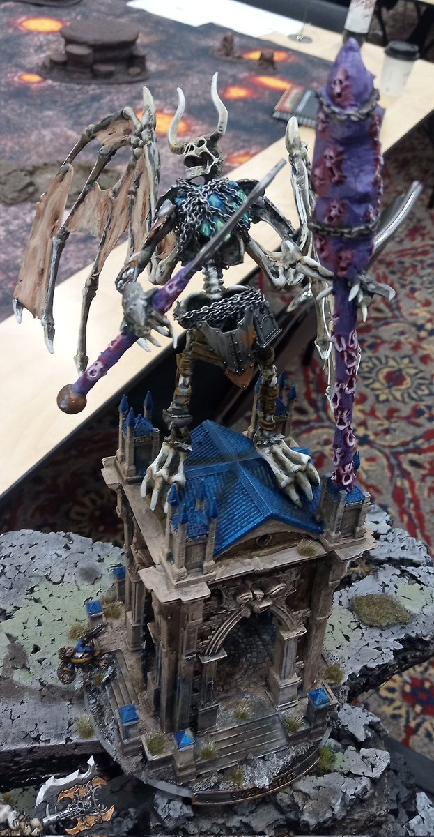 ODTGaming's tweet photo. #miniaturemonday I had rebased and my main Mega Gargant for #siegeworld this past weekend. https://t.co/7D0VrzdlDU