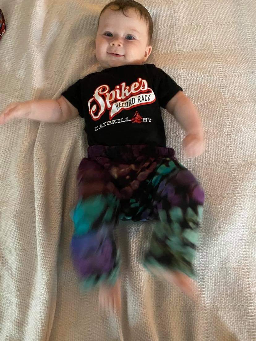 SpikesRack's tweet photo. Spike's Record Rack is open today, Monday August 23rd, from 11:00 until?

It's raining pretty hard out there, give us a call at 917-653-2453 if you're thinking of coming down.

Oh, and here's an adorable baby in a Spike's Record Rack onsie https://t.co/fYMQzgBr1Y