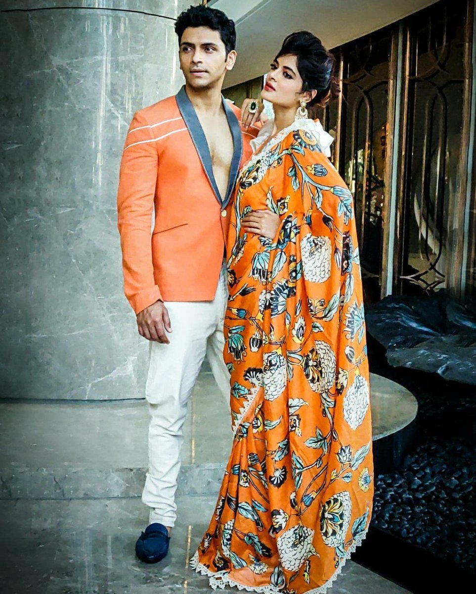 RishiMadhumita's tweet photo. #sanandamagazine 's Pujo special shoot with @madhumitact and @Arjun_C
@SanandaMagazine #pujasankha #pujafashion
Grab your copy now!
Click @sarkardebarshi19 Debarshi Sarkar Photography
Mua @abhijitpl2
Dress @fashionabhishek
Styling Sandip Jaiswal https://t.co/nXMCbKIzjE