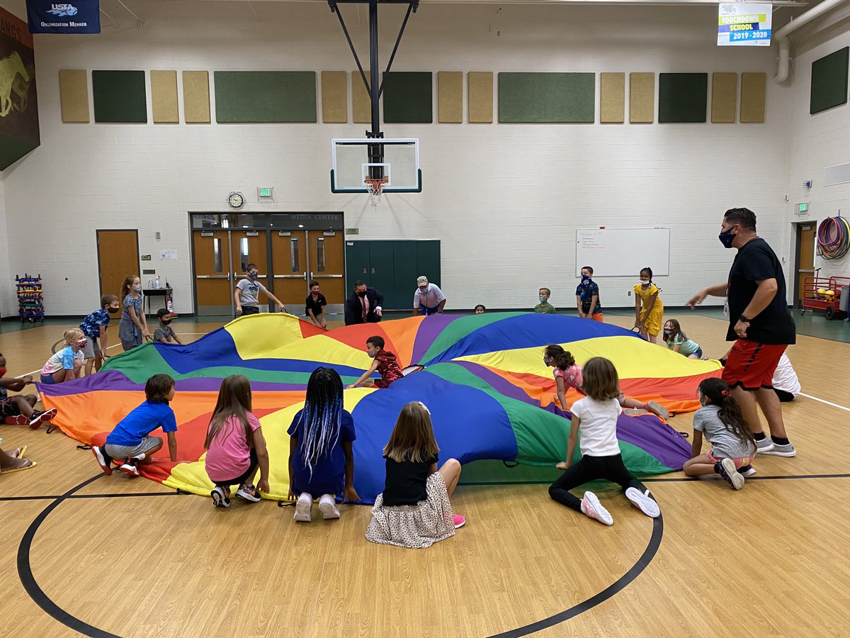 Daniel Clemens (@danielnclemens) on Twitter photo Parachute at <a href="/bp_mustangs/">BellPrairie Mustang</a>! Starting the school year off with some fun with friends. #NKC1stDay Parachute at <a href="/bp_mustangs/">BellPrairie Mustang</a>! Starting the school year off with some fun with friends. #NKC1stDay