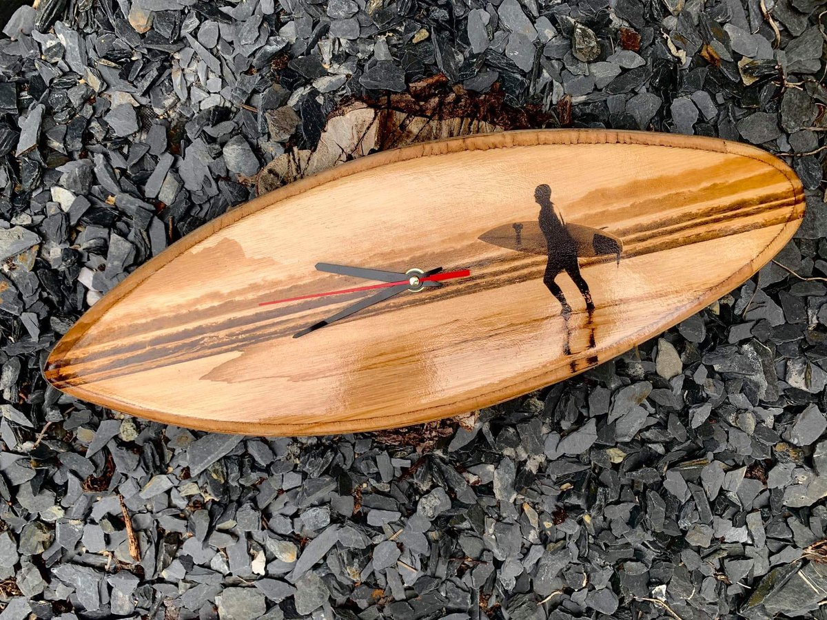 Handcrafted Surfboard Clocks.
I found my passion of photography and woodwork and merged the two to create these beautiful unique clocks. House plaques and personalised clock available on request.
#Cornwall #surfing