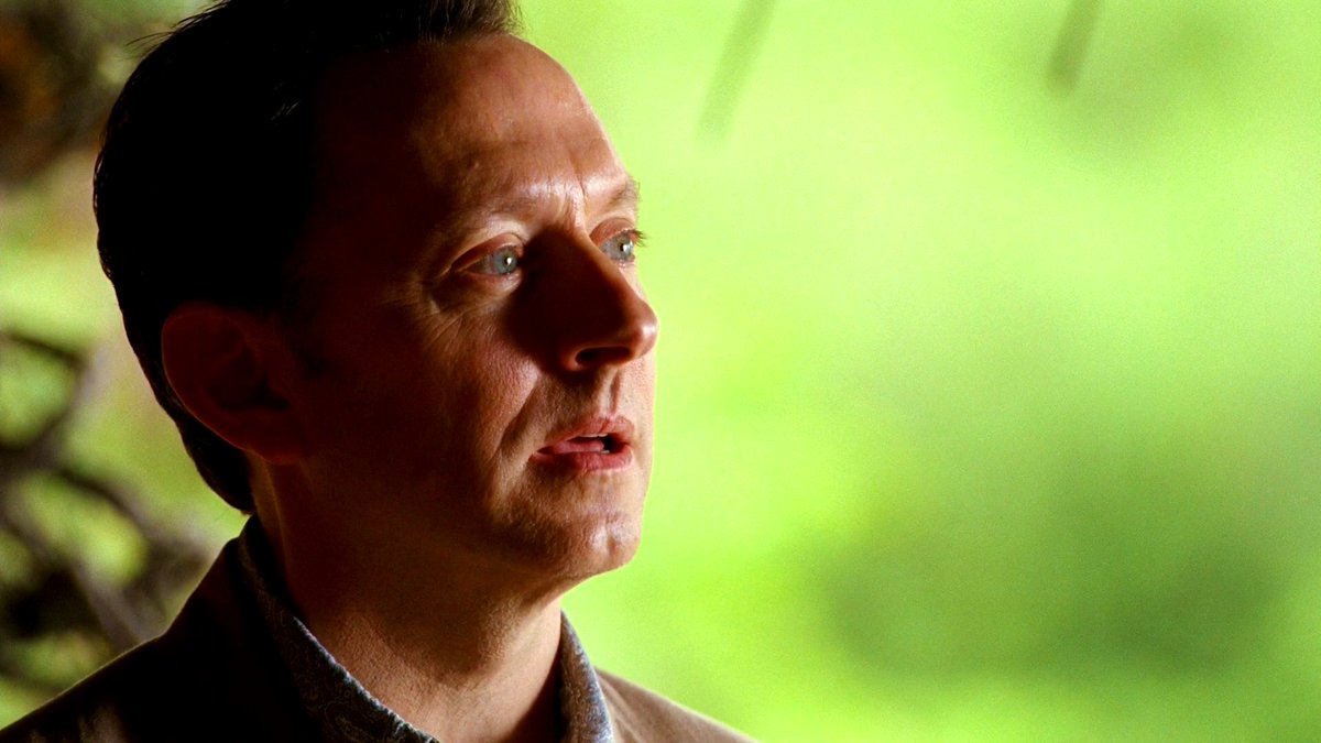 gifsontherun's tweet image. Lost | 5.10 &quot;He&apos;s Our You&quot;
#LostABC #BenjaminLinus #BenLinus #MichaelEmerson