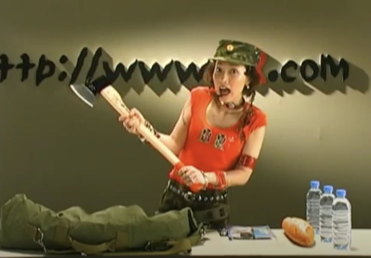 تويتر 部長 على تويتر アスカの声優 宮村優子がバトル ロワイアルに出演してたの知って驚いたな Dssチョーカーの元ネタって バトロワ説あるよな エヴァンゲリオン 惣流 アスカ ラングレー T Co Rsrlqznebp