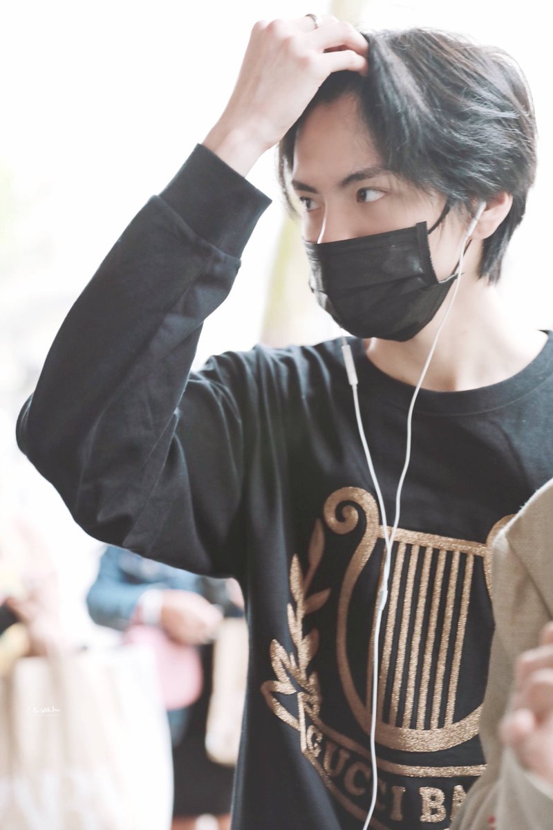 BlWENJUN's tweet photo. https://t.co/j5m6zgLD75