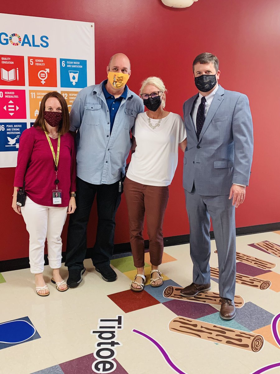 Andrew G. Houlihan tweet media