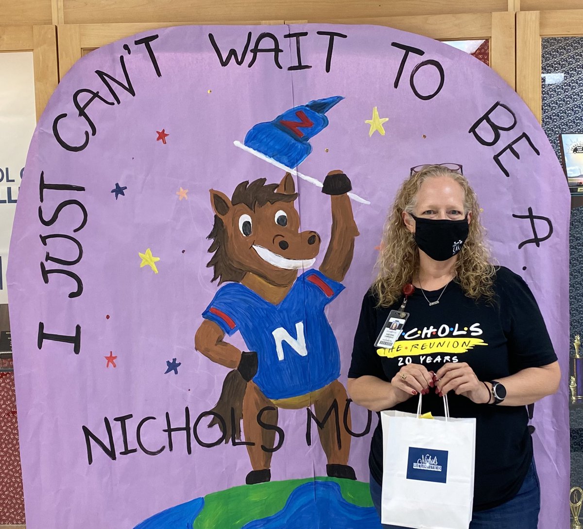 Wishing all the <a href="/NISDNichols/">@NISDNichols</a> Mustangs a wonderful year. Welcome back.