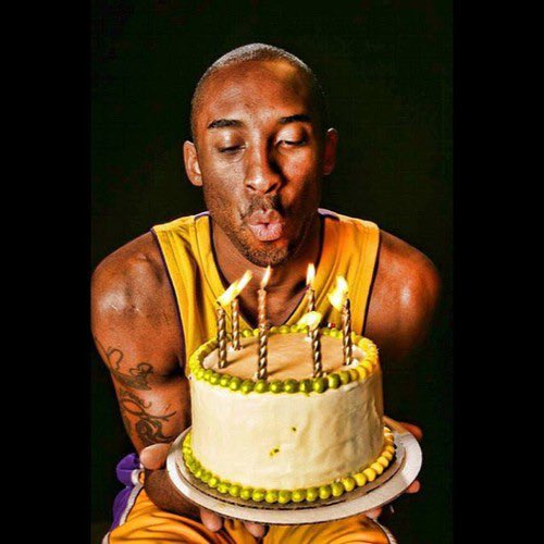 kicksonfire's tweet photo. Happy birthday, Kobe. We miss you ❤️ https://t.co/UDUJyahz5w