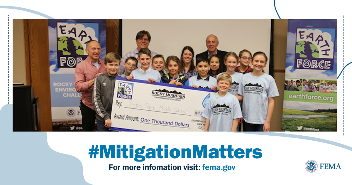 femaregion8's tweet photo. Recognizing the next generation is full of talent, ideas, and passion, we partnered with @EarthForce, a nonprofit organization for youth environmental education, to engage local students in mitigation planning.
#FEMAIYC
#MitigationMonday
#MitigationMatters https://t.co/fpbiEBNOcD