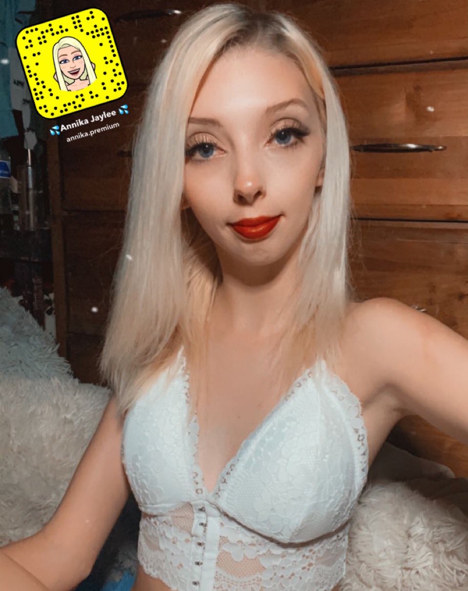 Annika Jaylee on X: Anyone #buyingcontent I'm fetish friendly  #sellingcontent and I'll live verify for you #gfe #snapsessions #cashapp  #paypal #young #peitte #milf ALSO MY ONLYFANS IS DOING A FREE TRIAL RN