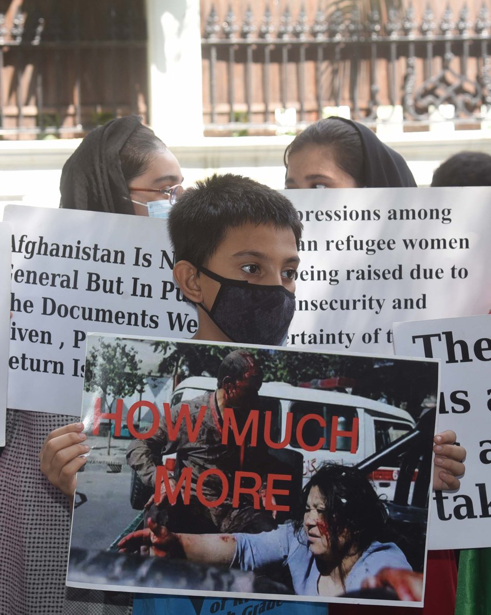 saabpix's tweet photo. Afghans living in New Delhi,  protest outside the UNHCR office (United Nation High Commissioner for Refugees) in New Delhi, Aug. 23, 2021 to protest against the Taliban takeover of Afghanistan and demanding be given refugee status in India.  Photo by Sondeep Shankar https://t.co/kdLUV616Ns