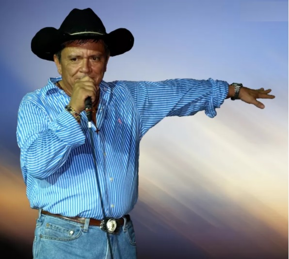 SaycoOficial's tweet photo. Cholo Valderrama: “Le canto feliz a la soledad” https://t.co/txLU29mfSV a través de @SAYCO @CholoValderrama #Cumpleaños #CholoValderrama #Cantautor #NuestroSocio #MusicaLlanera #LargaVida #MiLlano #CantoLlanero #CholoCantautor #MiLlanura https://t.co/oLwj9Lk6mv
