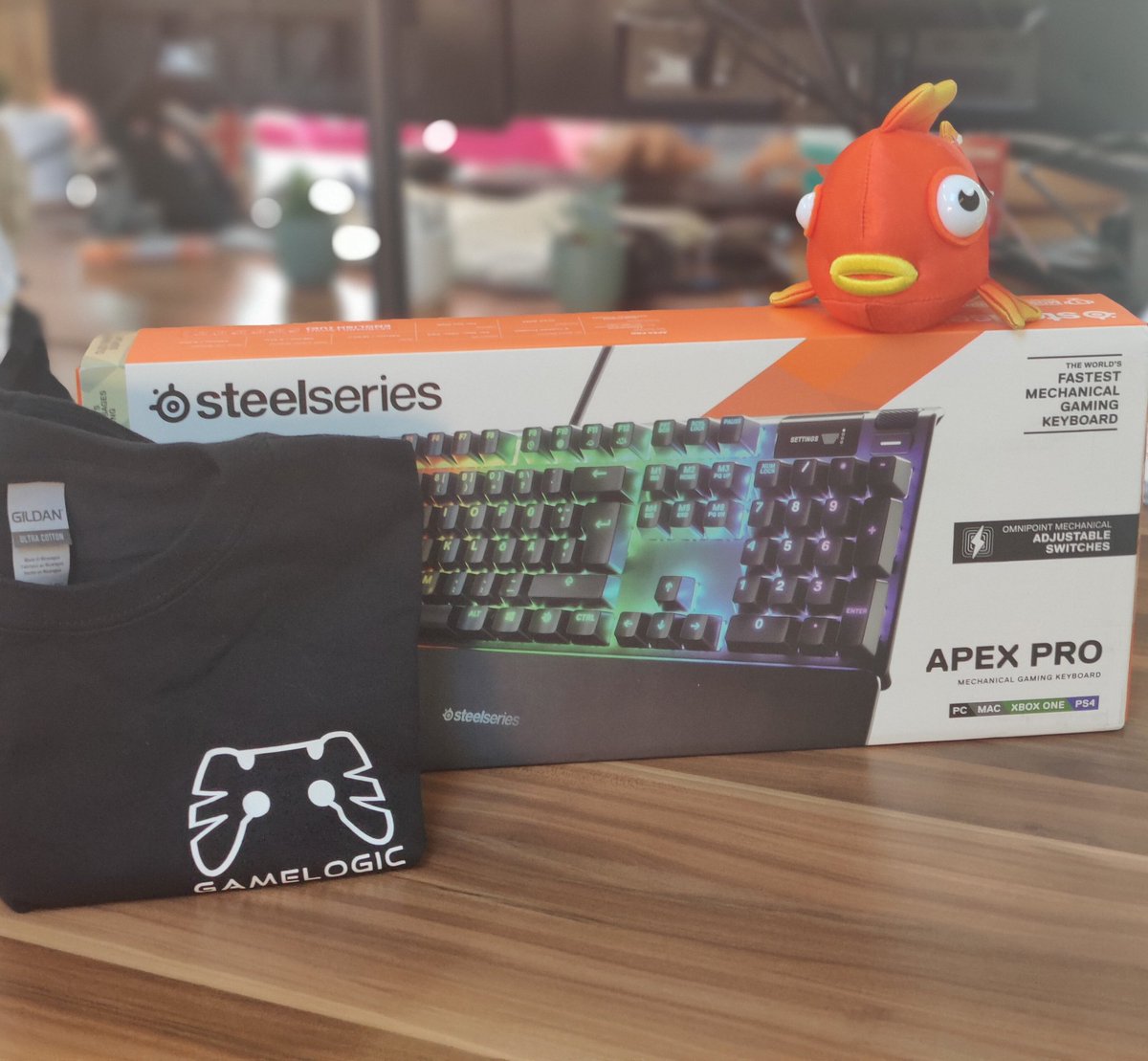 GameLogicRec's tweet photo. Thank you for all the love so far on #BehindTheKeyboard - if you want to win your very own SteelSeries Apex Pro (and a flopper 🐟) then check out the tweet below 👇👇
#giveaways #giveaway https://t.co/spM17fEzMN