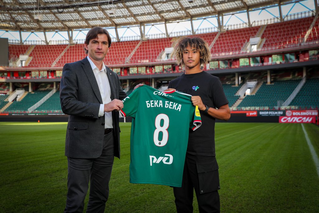 If3u13vb5jv38m [ 682 x 1024 Pixel ]