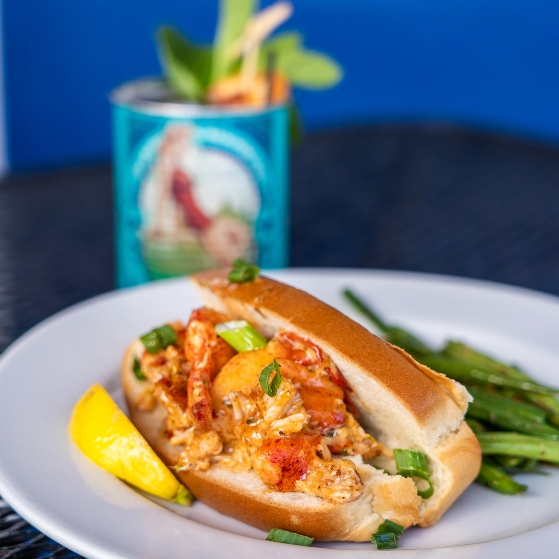 slicklipsseafd's tweet photo. Roll on down to Slick Lips Seafood and Oyster House for this outstanding Lobster Roll! ❤️🦞
•
•
•
We open at noon daily. 😊
•
•
•
https://t.co/yCFgXDVOiT
📸: @todoindestin
 #todoindestin #slicklipsseafood #sandestingolfandbeachresort #destinfl #eat #play #relax https://t.co/s40Pg7FryE