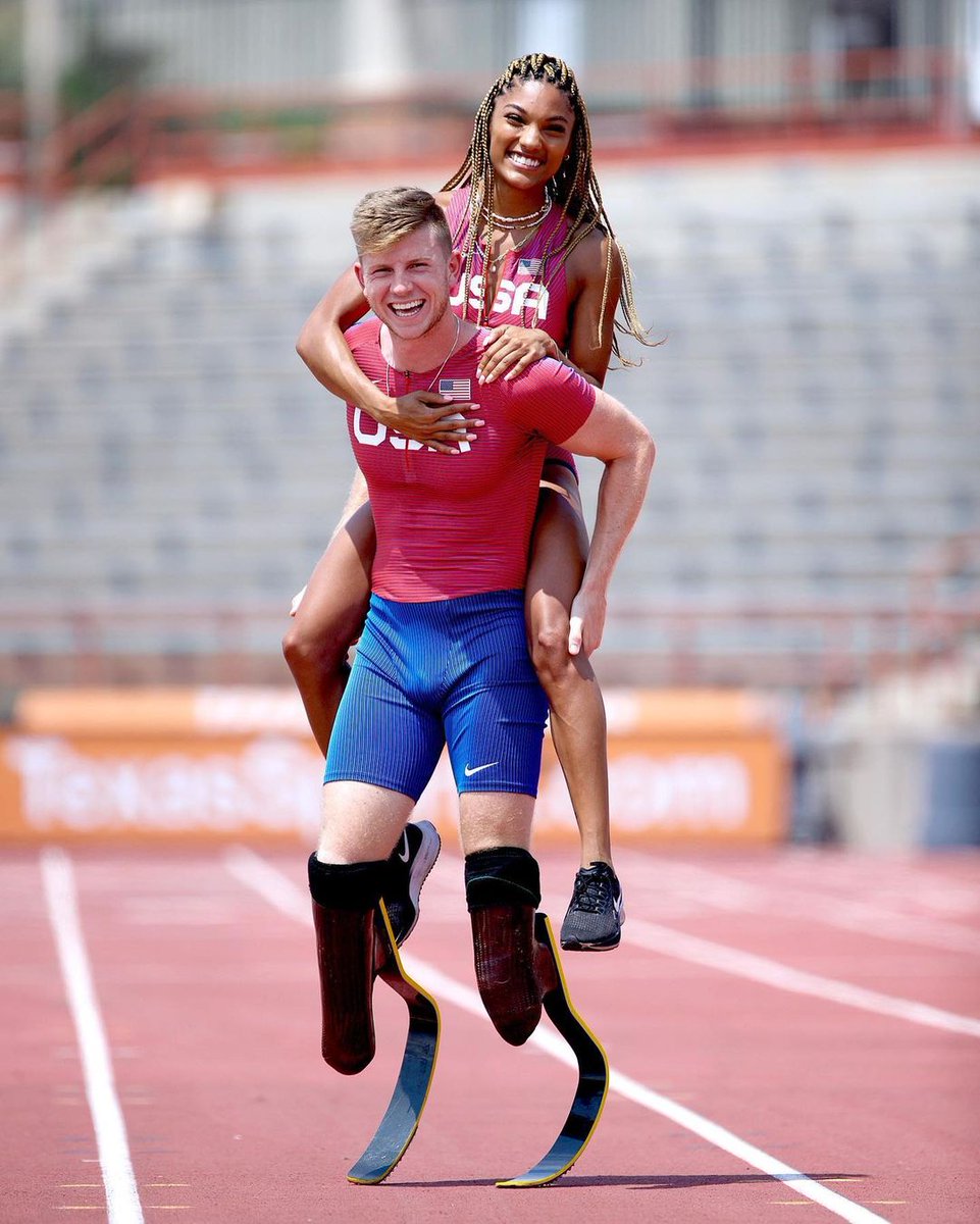 Olympics's tweet photo. Power couple. 😍

Long jumper @tar___ruh made her Olympic debut at #Tokyo2020 just weeks ago, now her partner @hunterwoodhall is making his at the @Paralympics!

Don't miss the @Paralympics Opening Ceremony tomorrow!

📸: @hunterwoodhall https://t.co/7CDFa3XDAZ